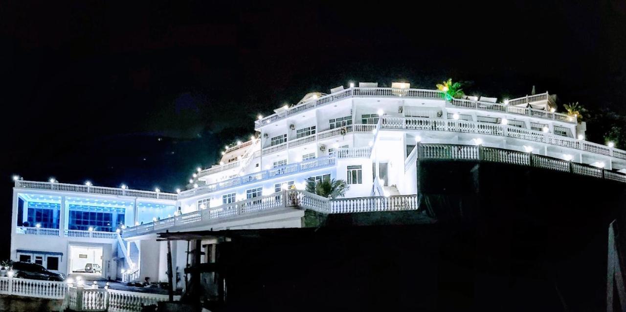 Hotel Zura Palace Kwariati Exterior foto