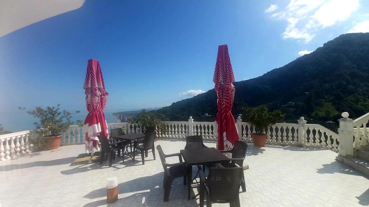 Hotel Zura Palace Kwariati Exterior foto